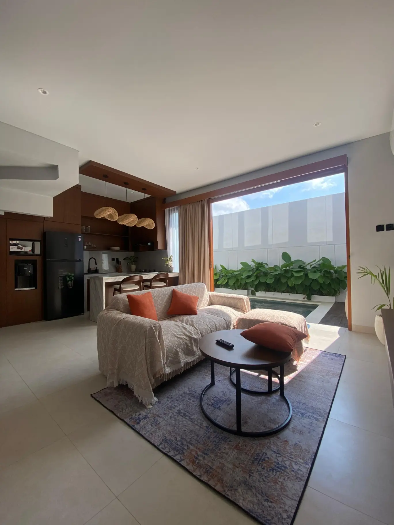 BRAND NEW 3BEDROOM VILLA!!!