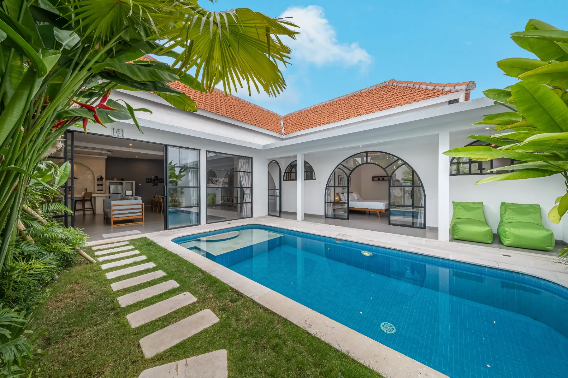 Villa Hamal – 2 Bedroom Simple Modern Villa in Canggu