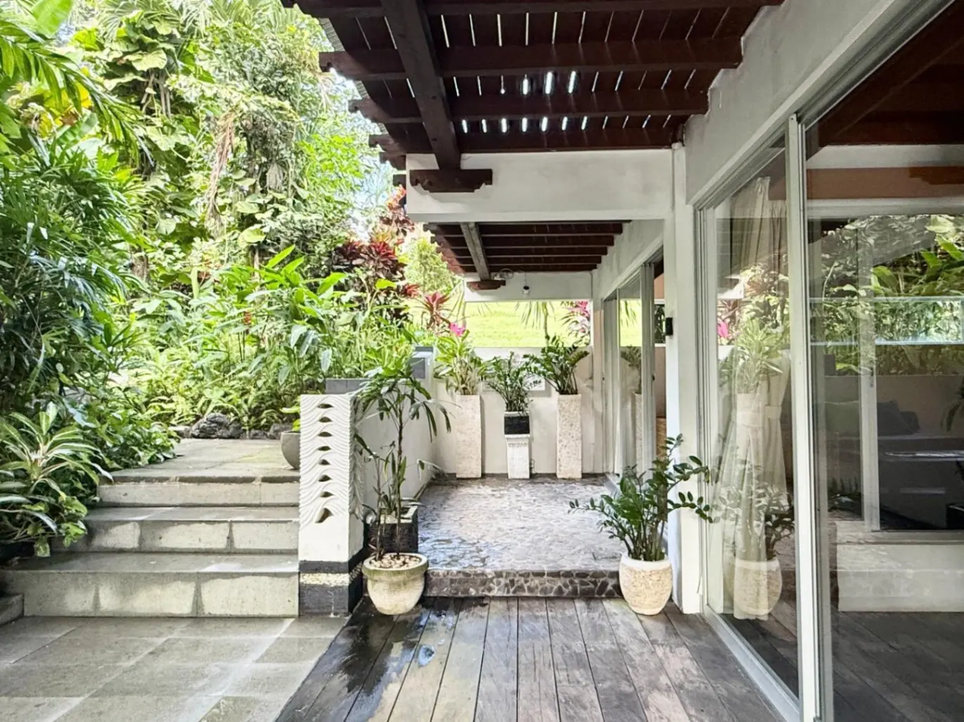 Nyanyi 5 bedroom — image 2