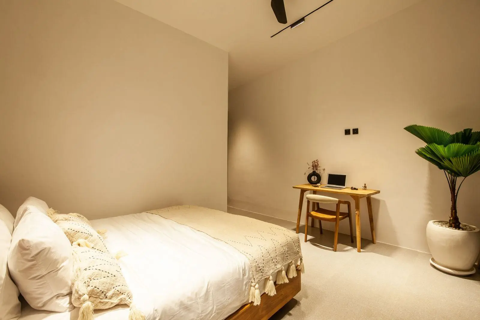 UMALAS 3 bedroom — image 1