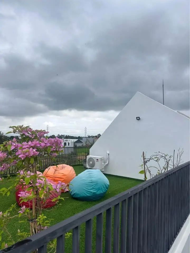 Pet Friendly | 2 Bedrooms | Rooftop