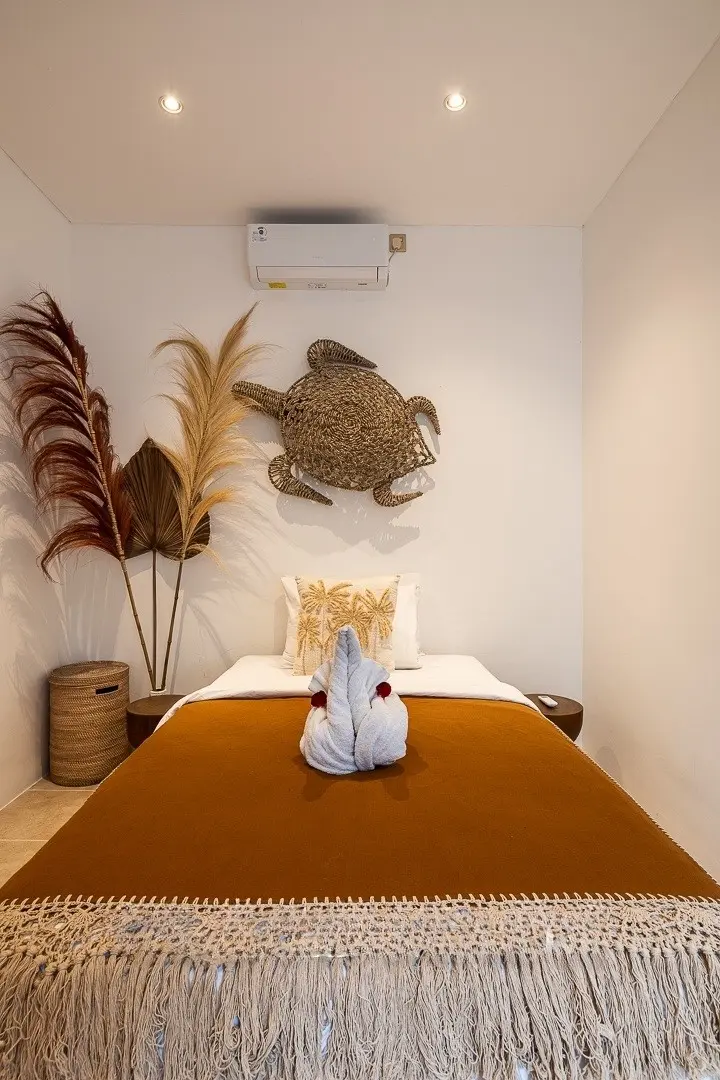 Villa For Rent 3 Bed In Cemagi Mengwi Badung Bali — image 3