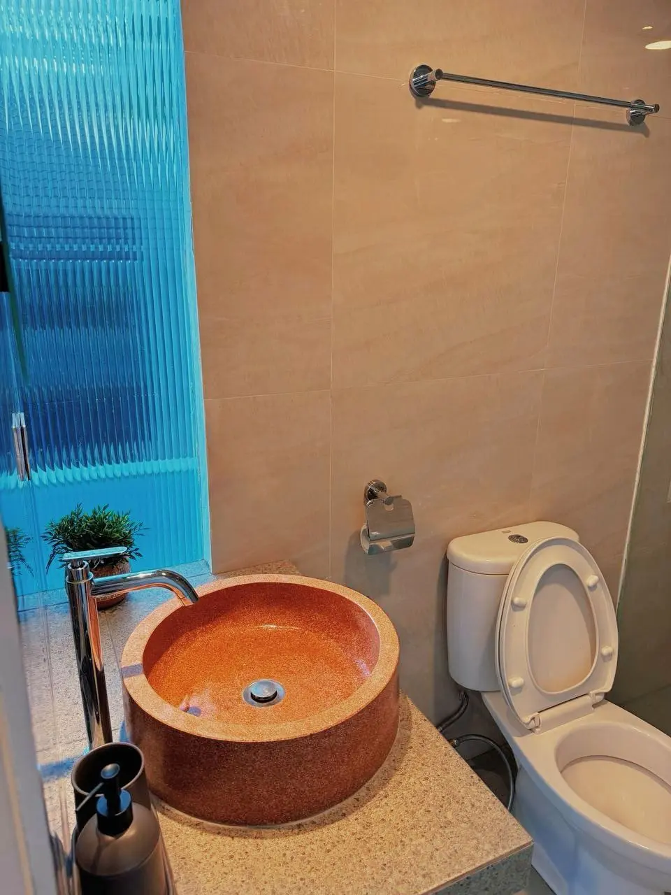 PET FRIENDLY VILLA AT KEROBOKAN! Available to move in NOW! — image 4