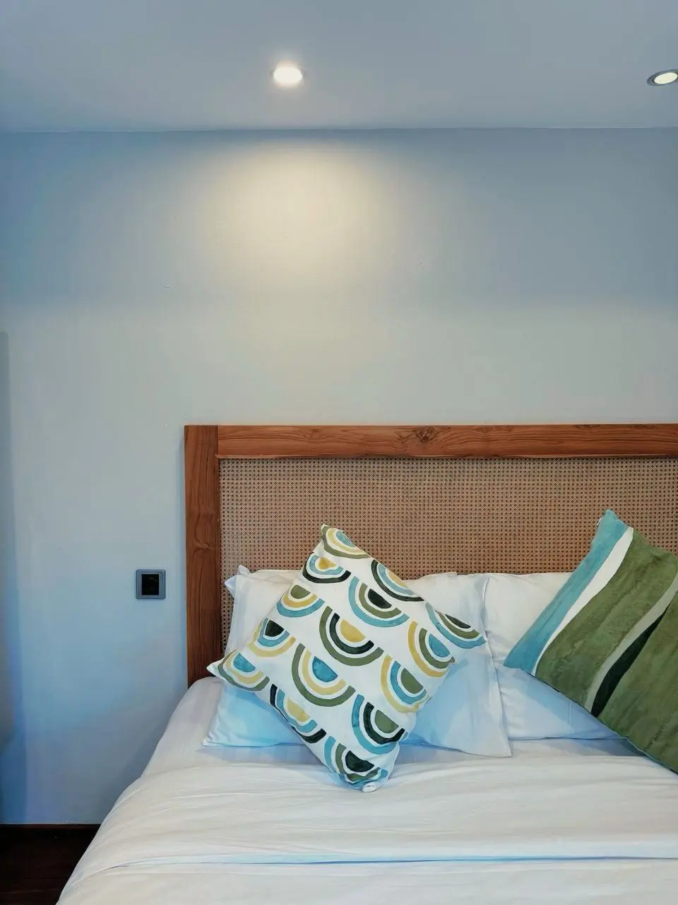 PET FRIENDLY VILLA AT KEROBOKAN! Available to move in NOW! — image 2