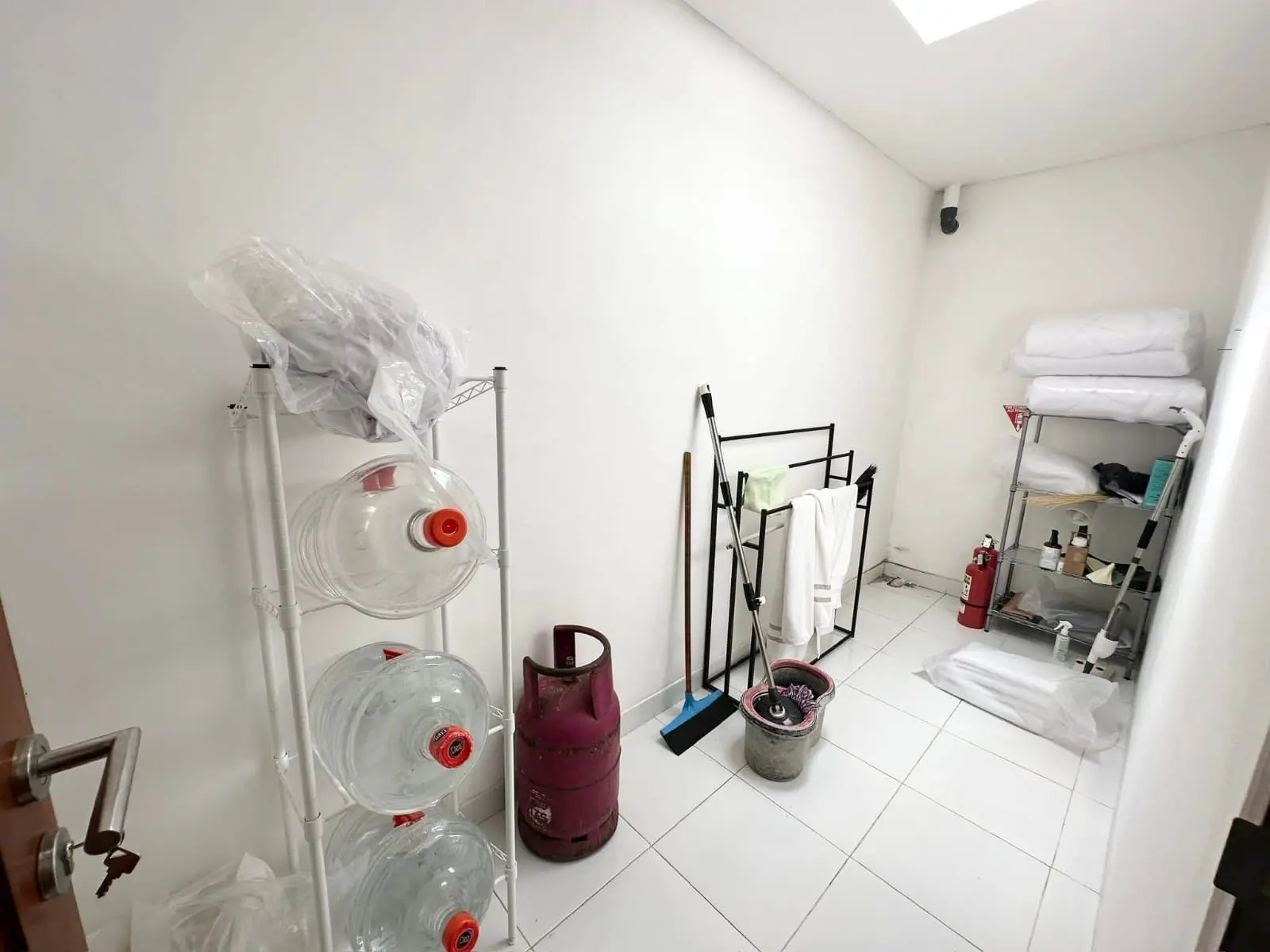 Seseh 2 bedroom — image 2