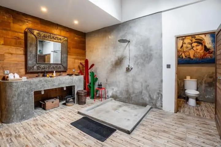 Villa For Rent 5 Bed In Kerobokan Canggu Bali — image 4