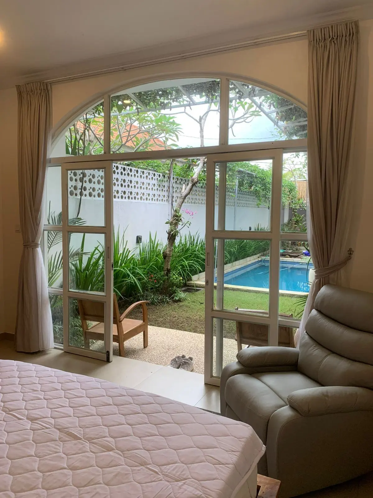 Seseh 2 bedroom — image 4