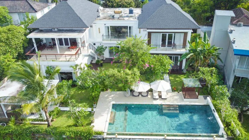 Free hold modern contemporary villa in uluwatu — image 2