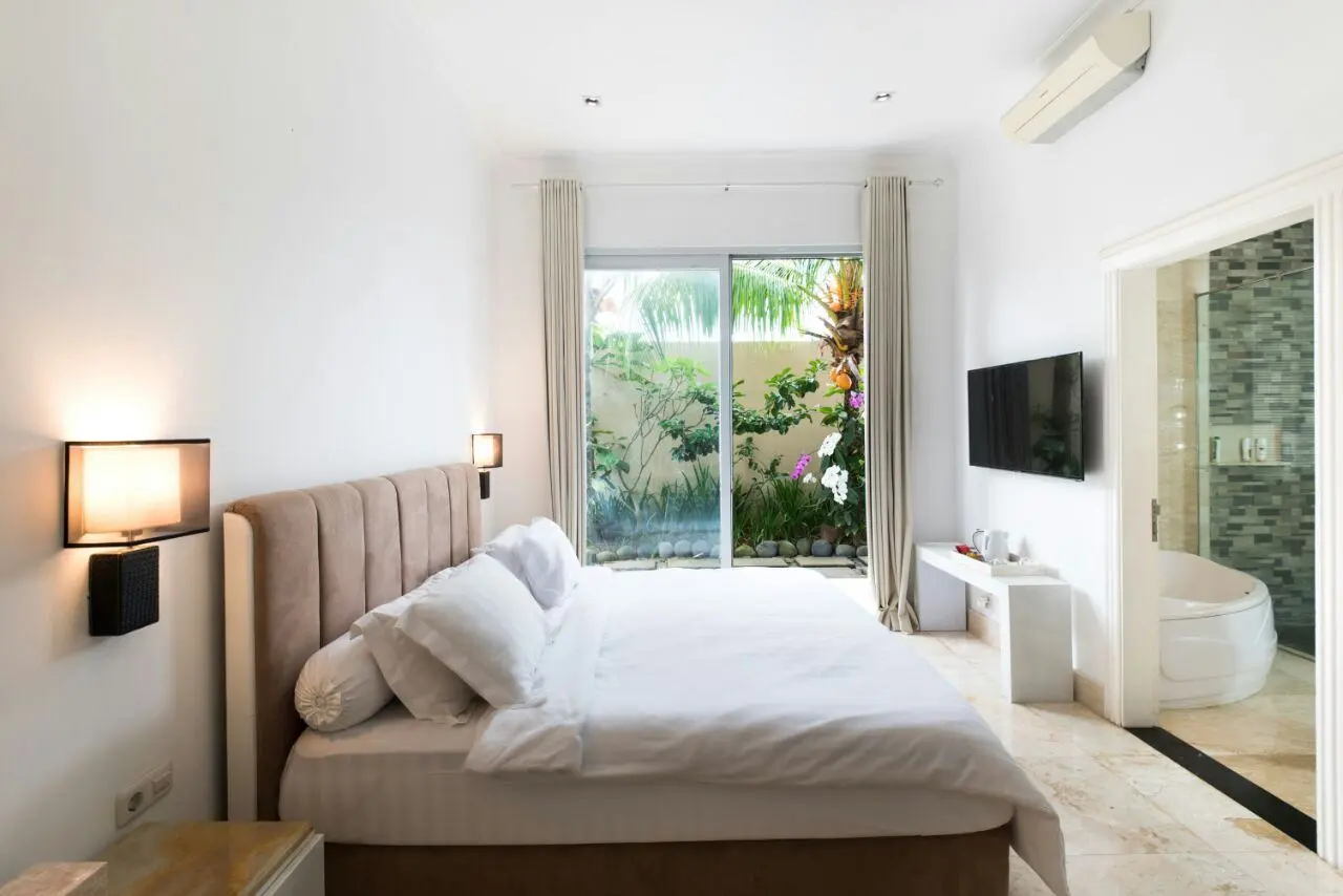 7 BEDROOM VILLA FOR RENT IN UMALAS – IB65 — image 4