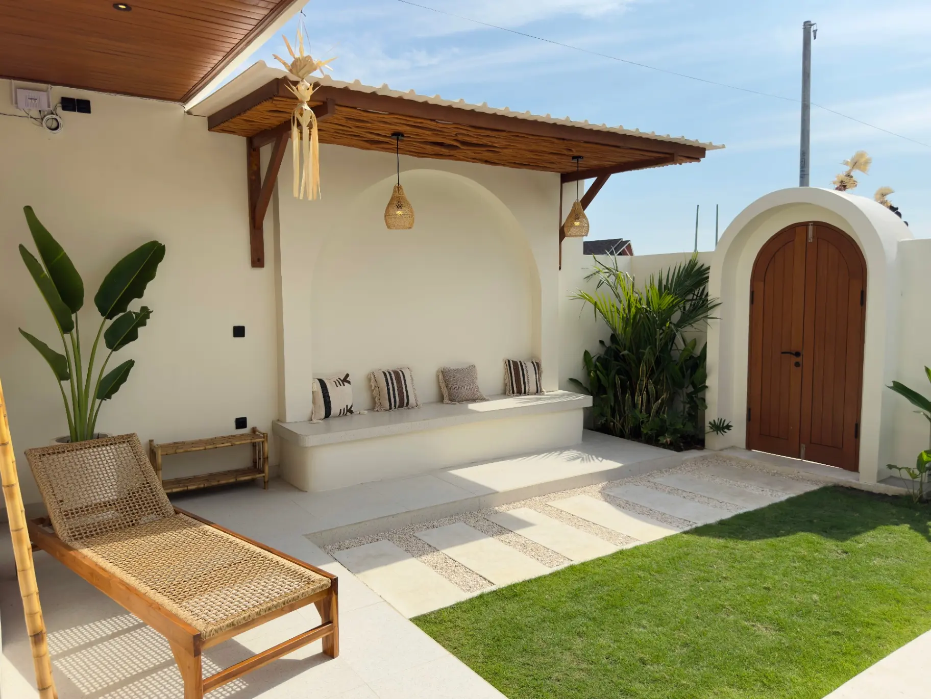 Tropical NEW Villa - 2BR - Seseh — image 1