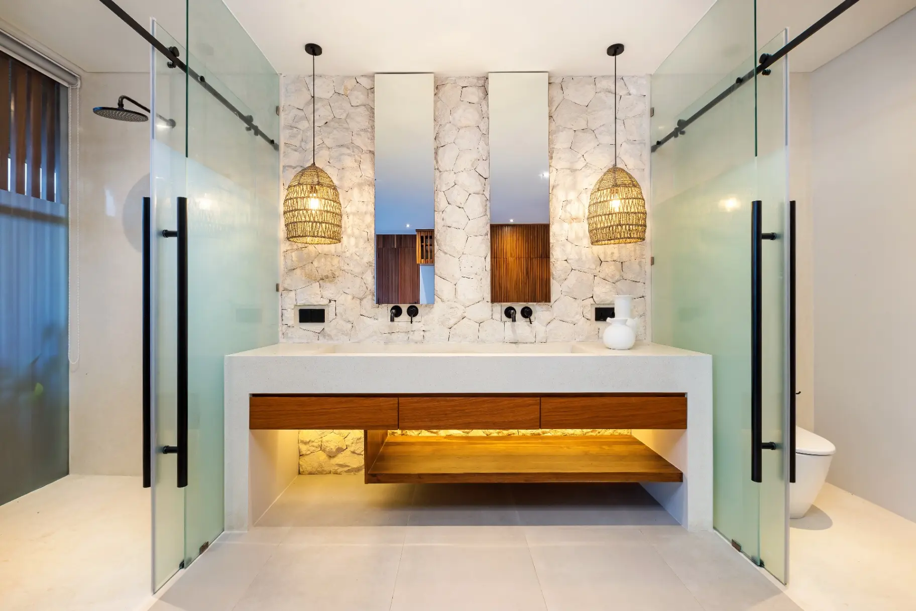 Villa M2 – Brand New 5 Bedroom Contemporary Tropical Luxury Villa — image 2