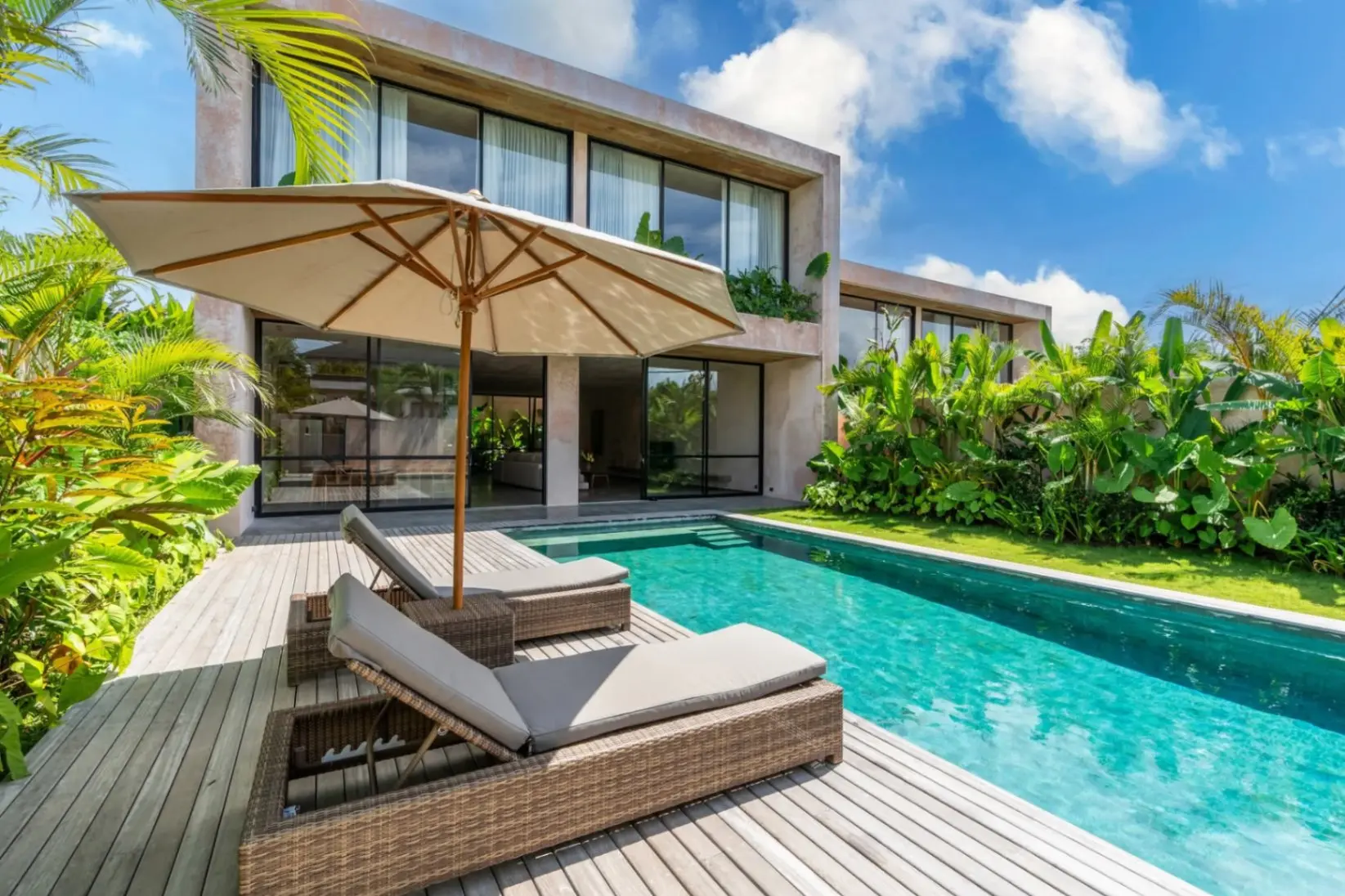 Tumbak bayuh 4 bedroom