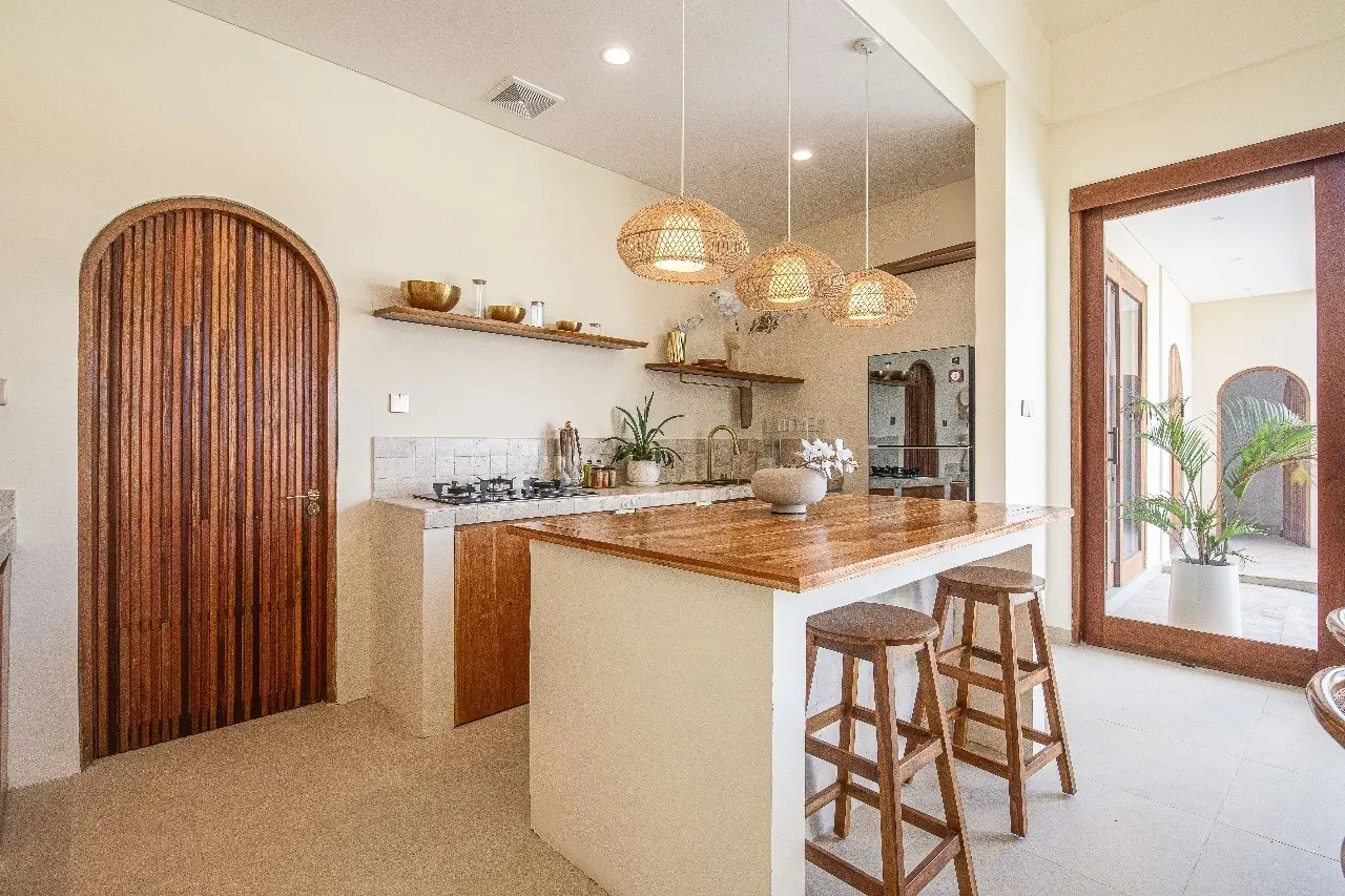 Villa For Rent 4 Bed In Tumbak Bayuh Badung Bali — image 1