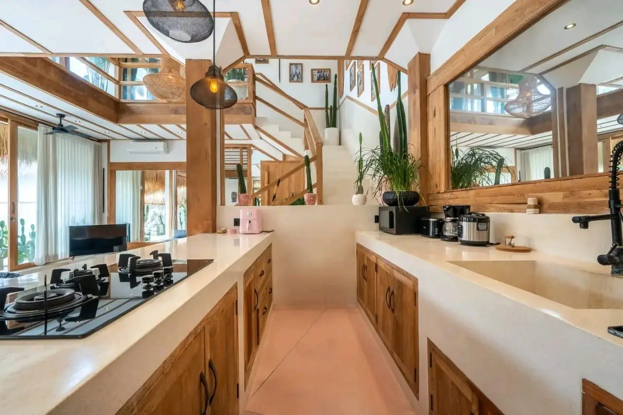 Villa For Rent 3 Bed In Berawa Tibubeneng Bali — image 3