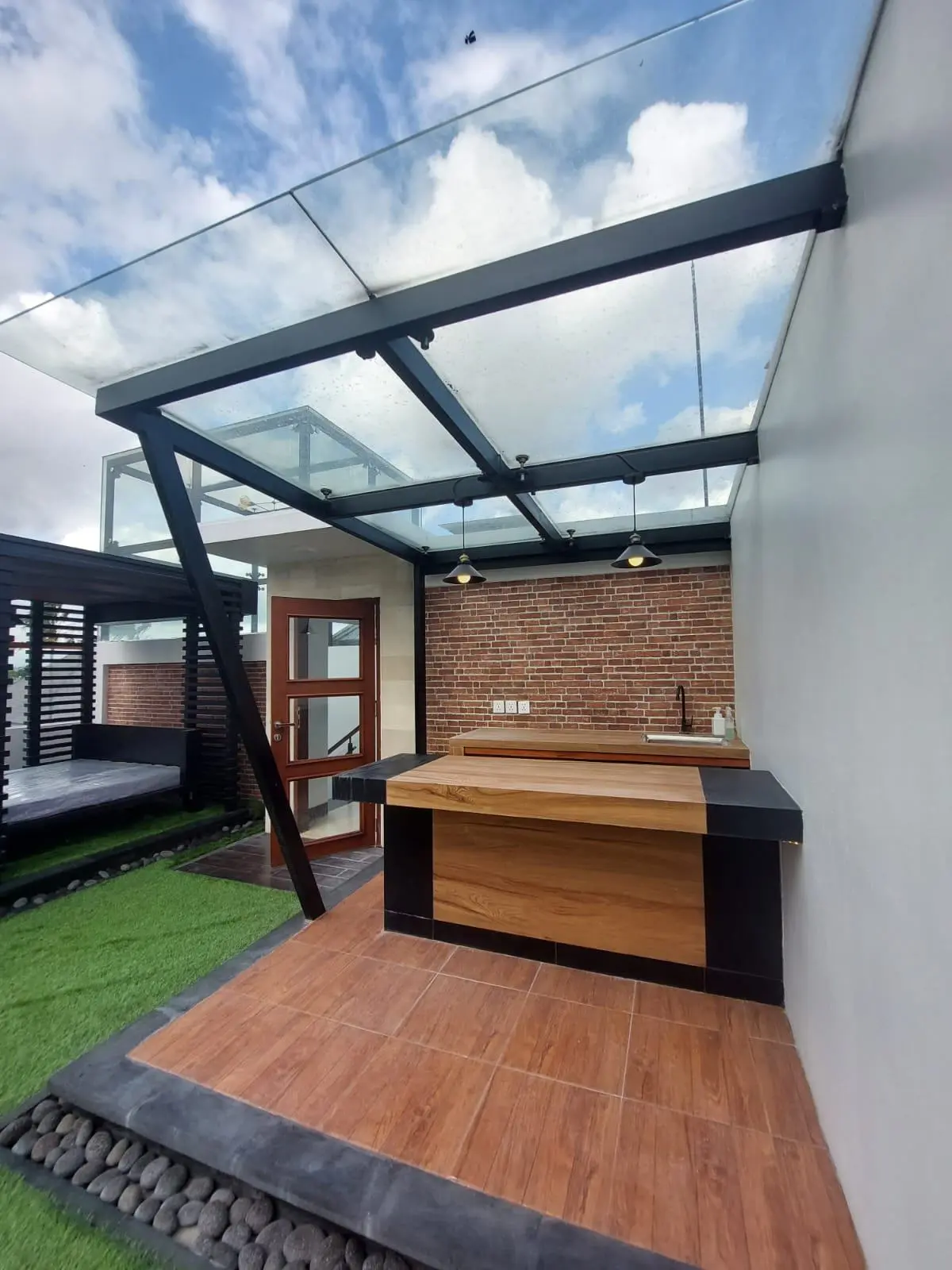 3BR Villa in Berawa w/ Rooftop & Office — image 1