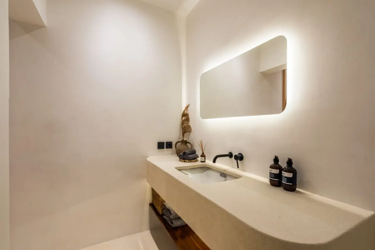 2BR Villa w/ Balcony & Green Space View — image 3