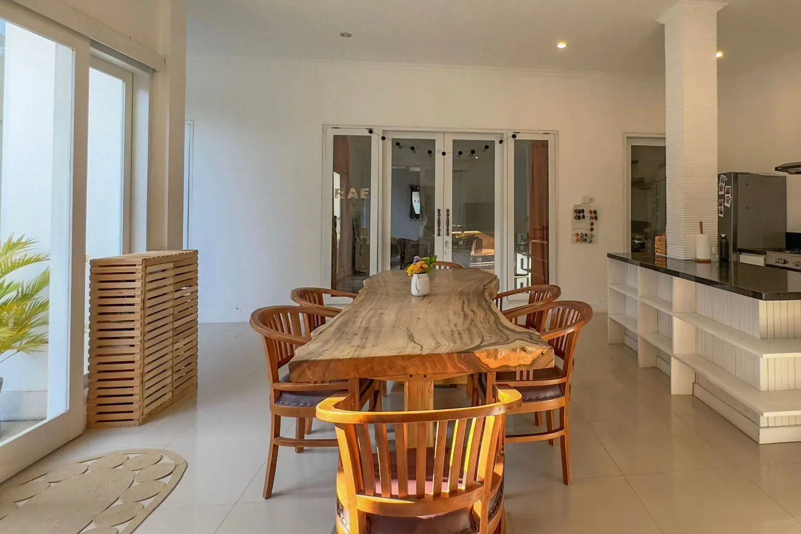 3 BR in Umalas — image 3
