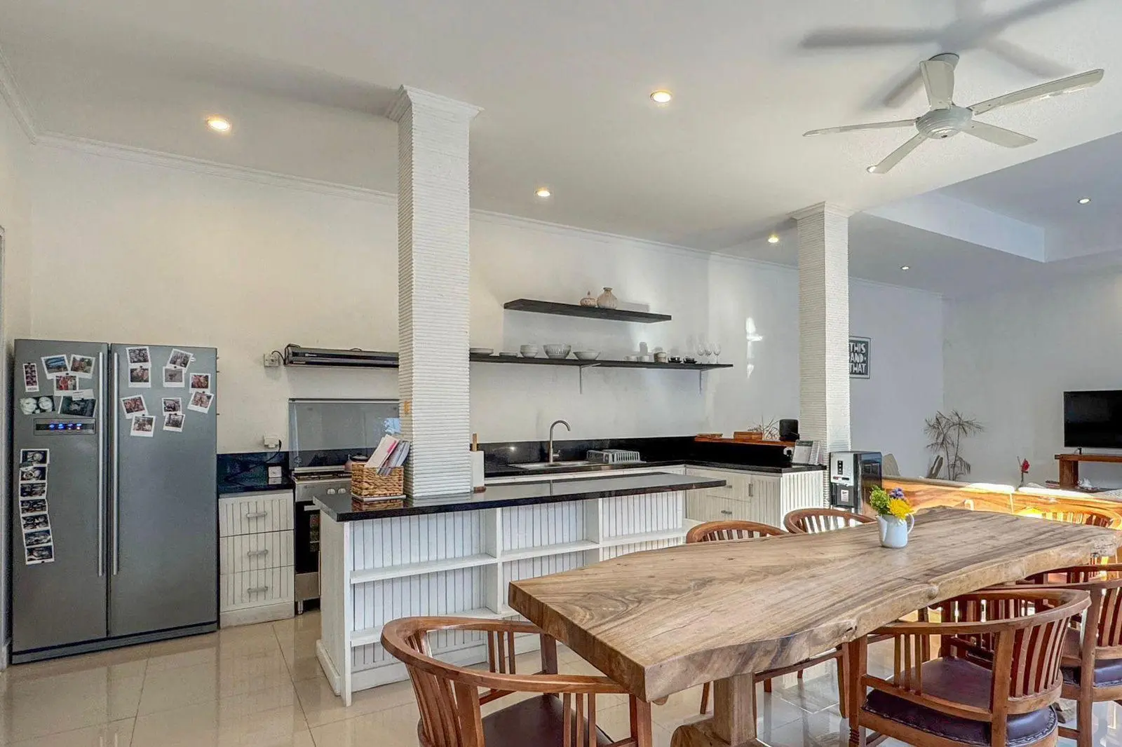 3 BR in Umalas — image 2