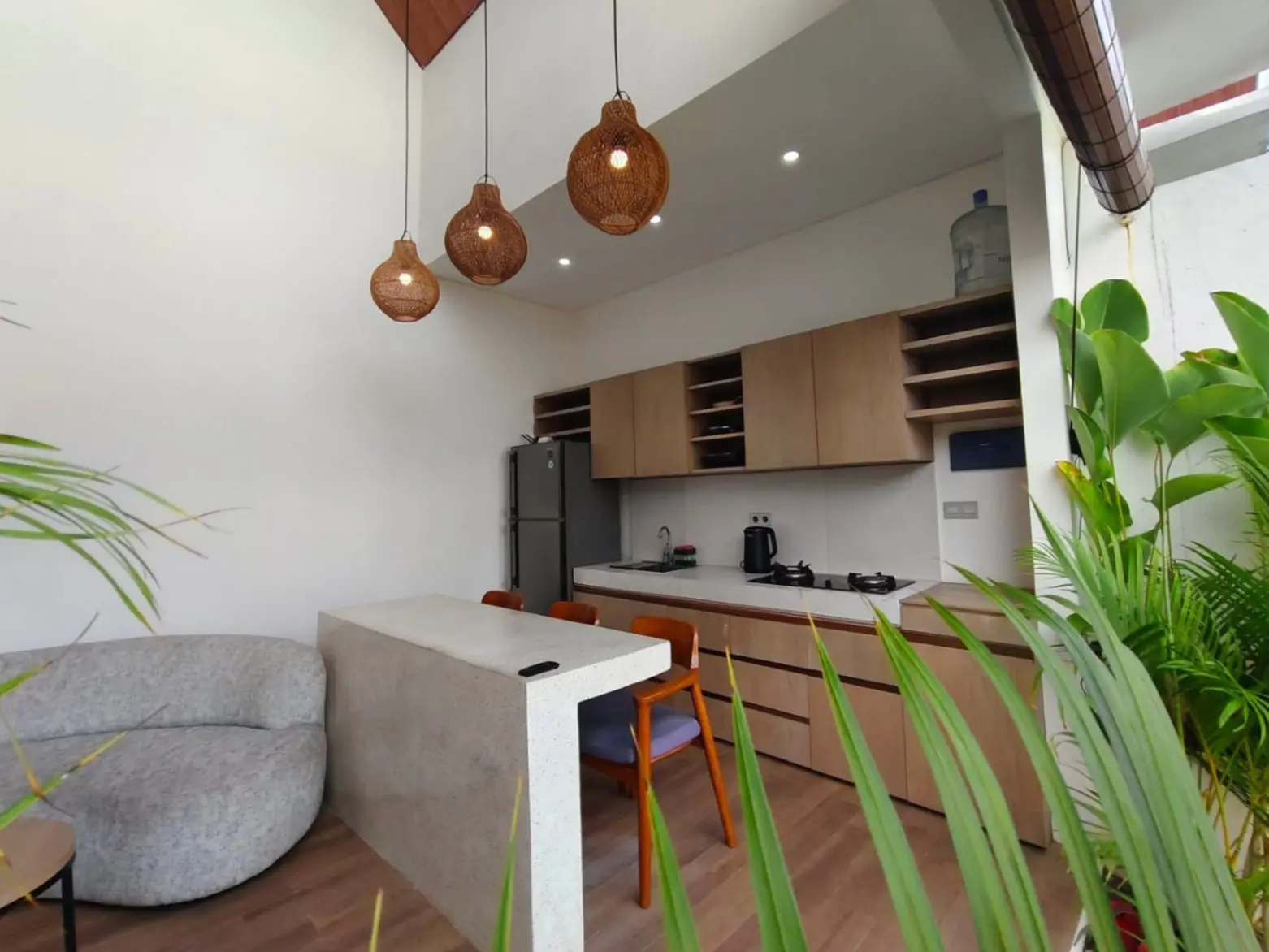 Kerobokan Seminyak 2-bedroom — image 3