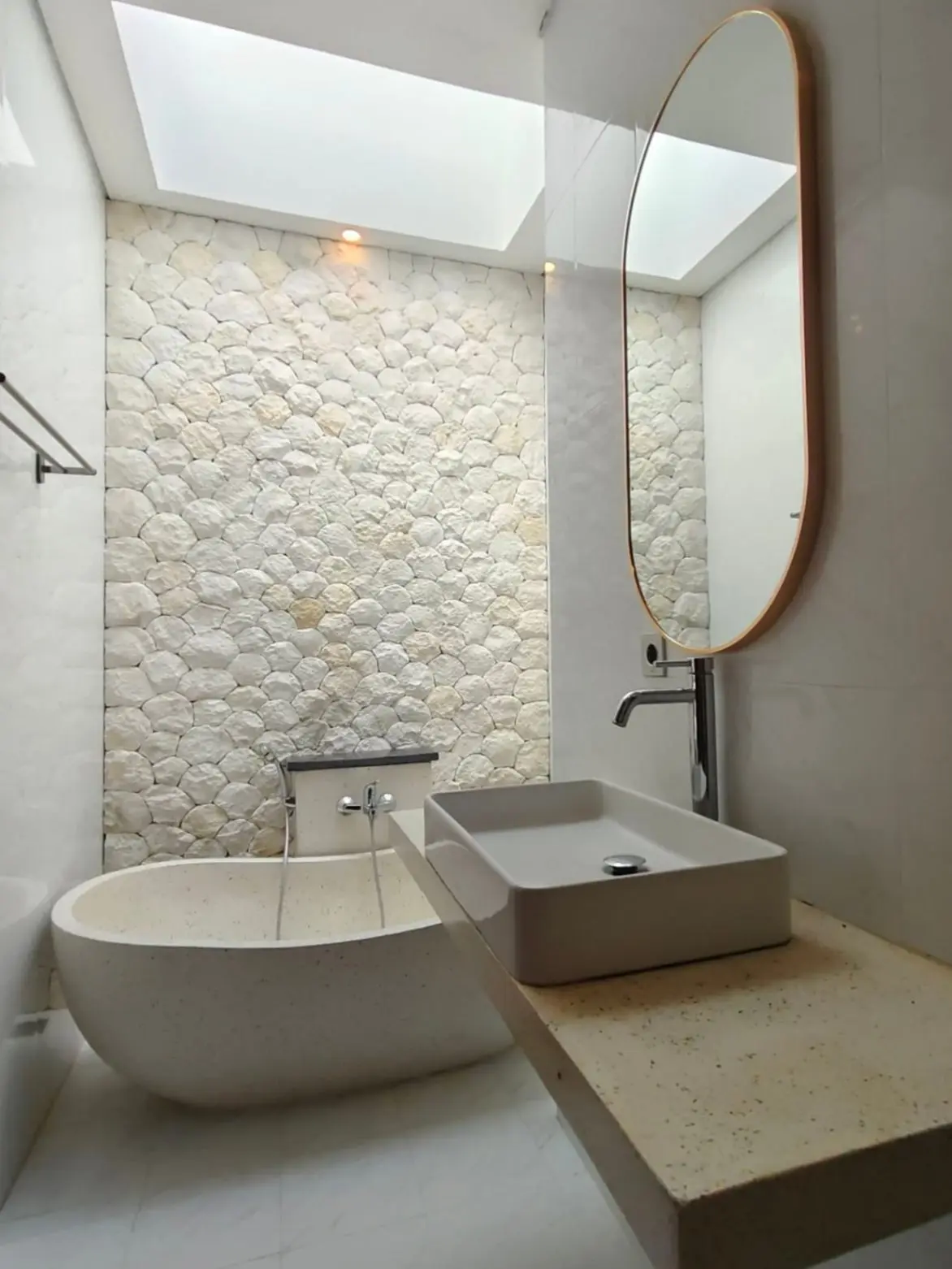 Kerobokan Seminyak 2-bedroom — image 4