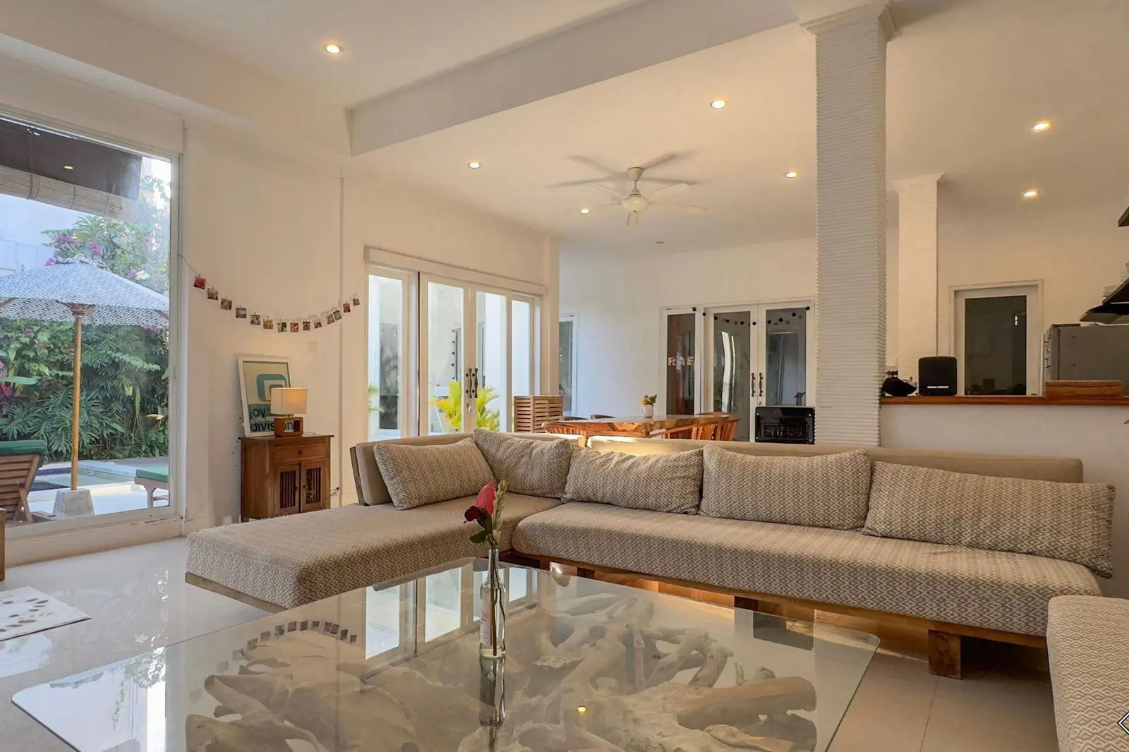 Modern 3 Bedrooms Villa in Umalas — image 4