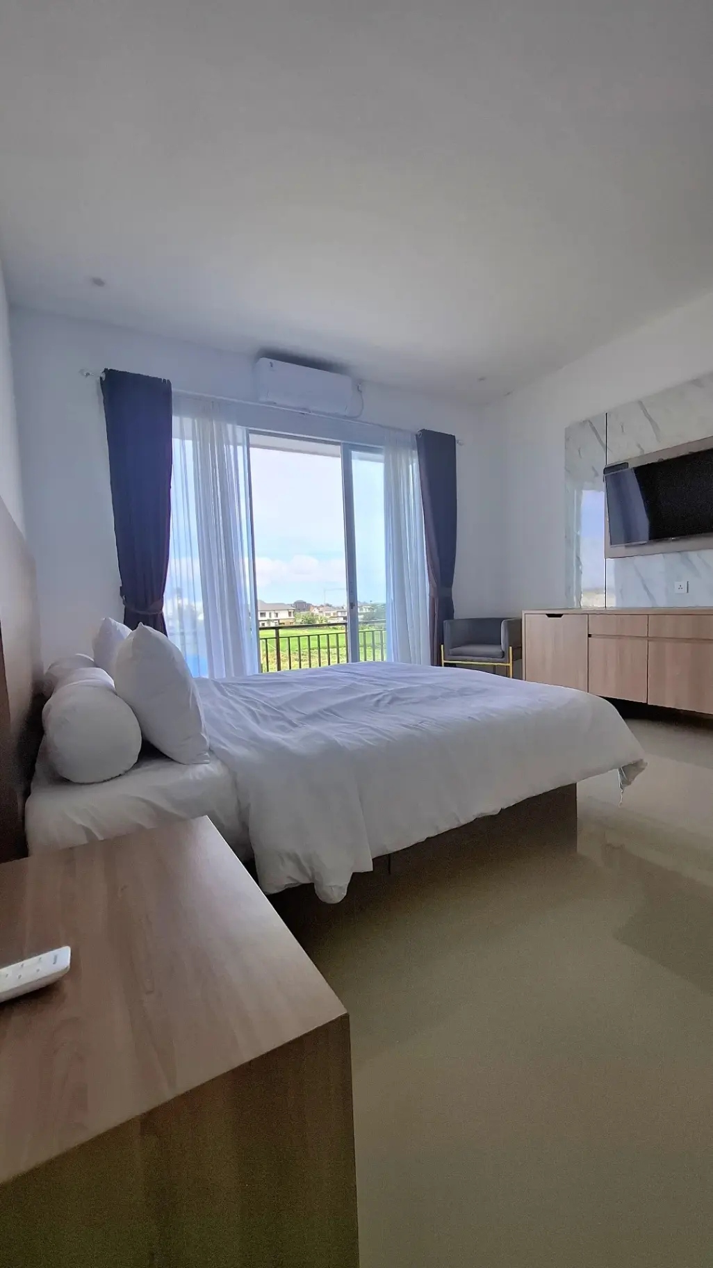 3 BR | Cemagi | Rooftop — image 1