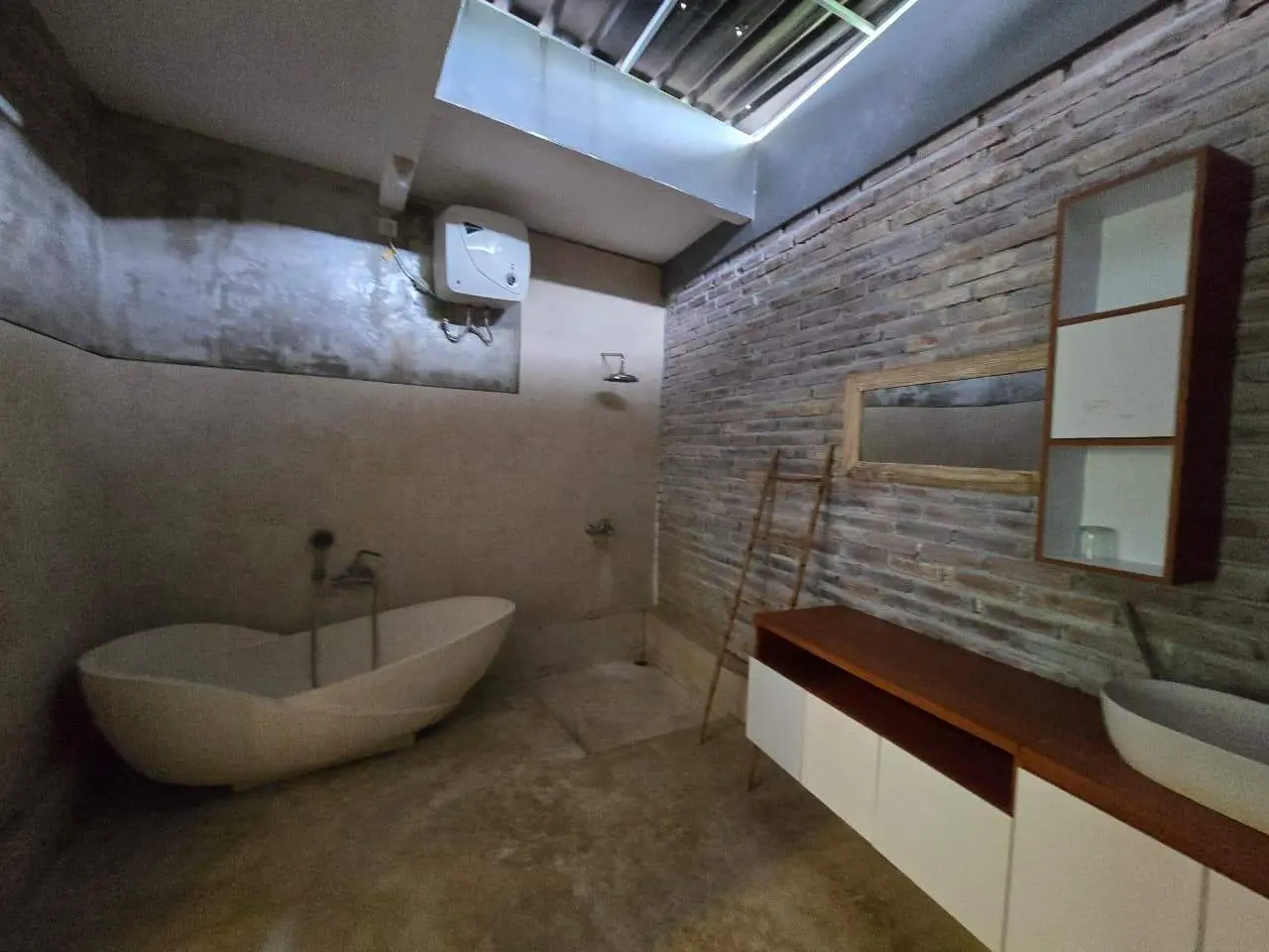 Guest House For Rent 10 Room In Kerobokan — image 2