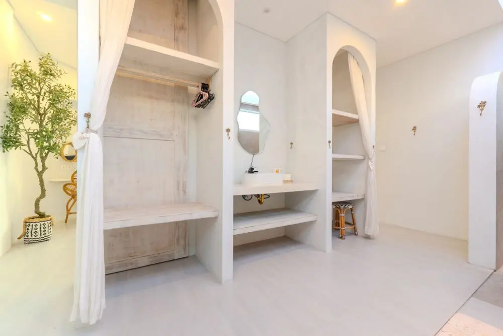 2BR Villa Santorini Style at Berawa — image 3