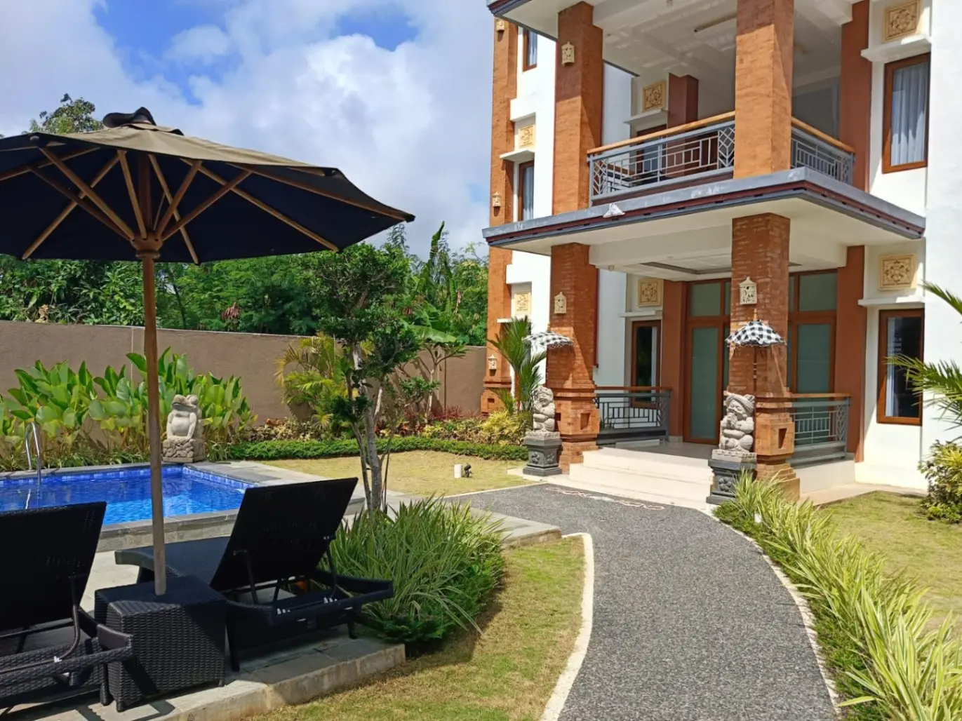 AN 069- FOR RENT BALINESE CONTEMPORARY VILLA LOCATED AT MELASTI UNGASAN — image 1