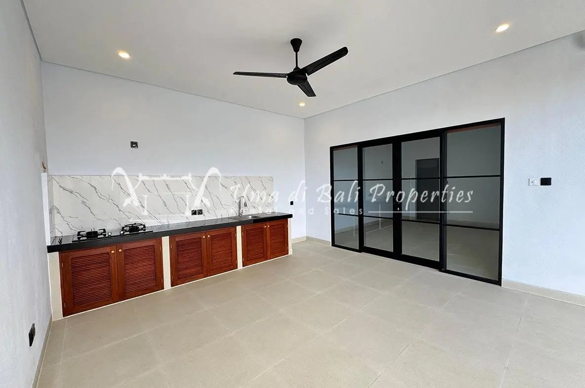 BIG GARDEN 3BR VILLA FOR RENT AT UMALAS — image 2