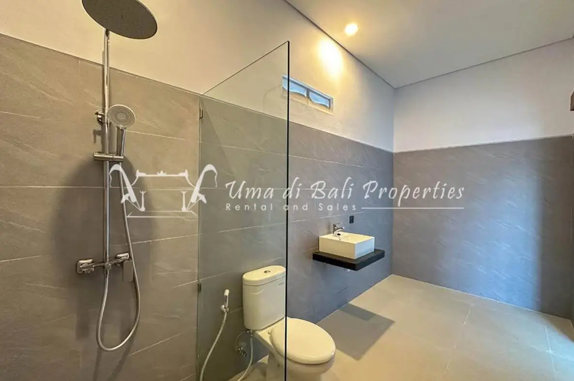 BIG GARDEN 3BR VILLA FOR RENT AT UMALAS — image 1