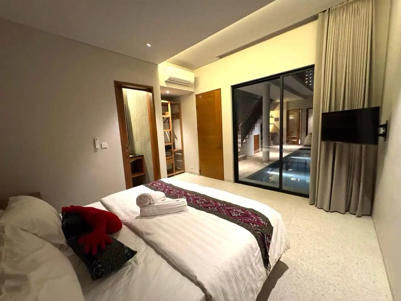 ‼️Total 4 UNIT VILLAS‼️ LUXURY VILLAS FOR SALE IN CENTRAL BERAWA - CANGGU — image 1