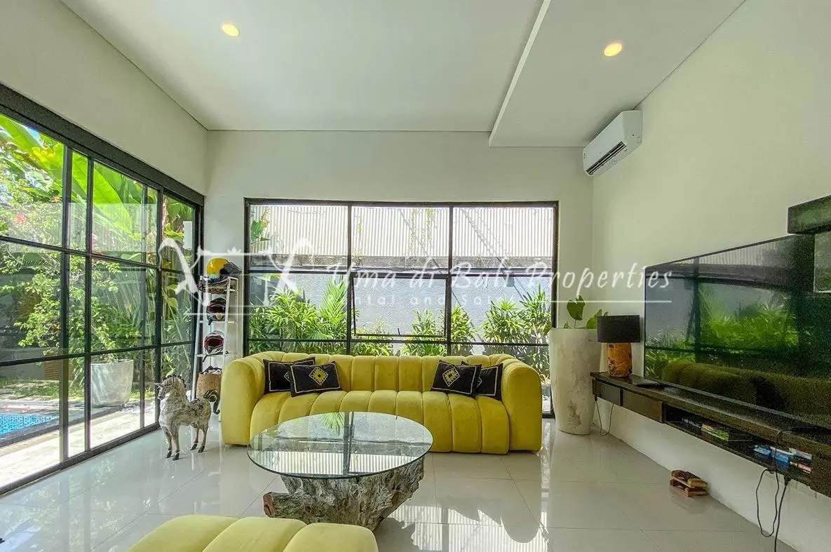 2BR VILLA FOR SALE LEASEHOLD AT UMALAS — image 2