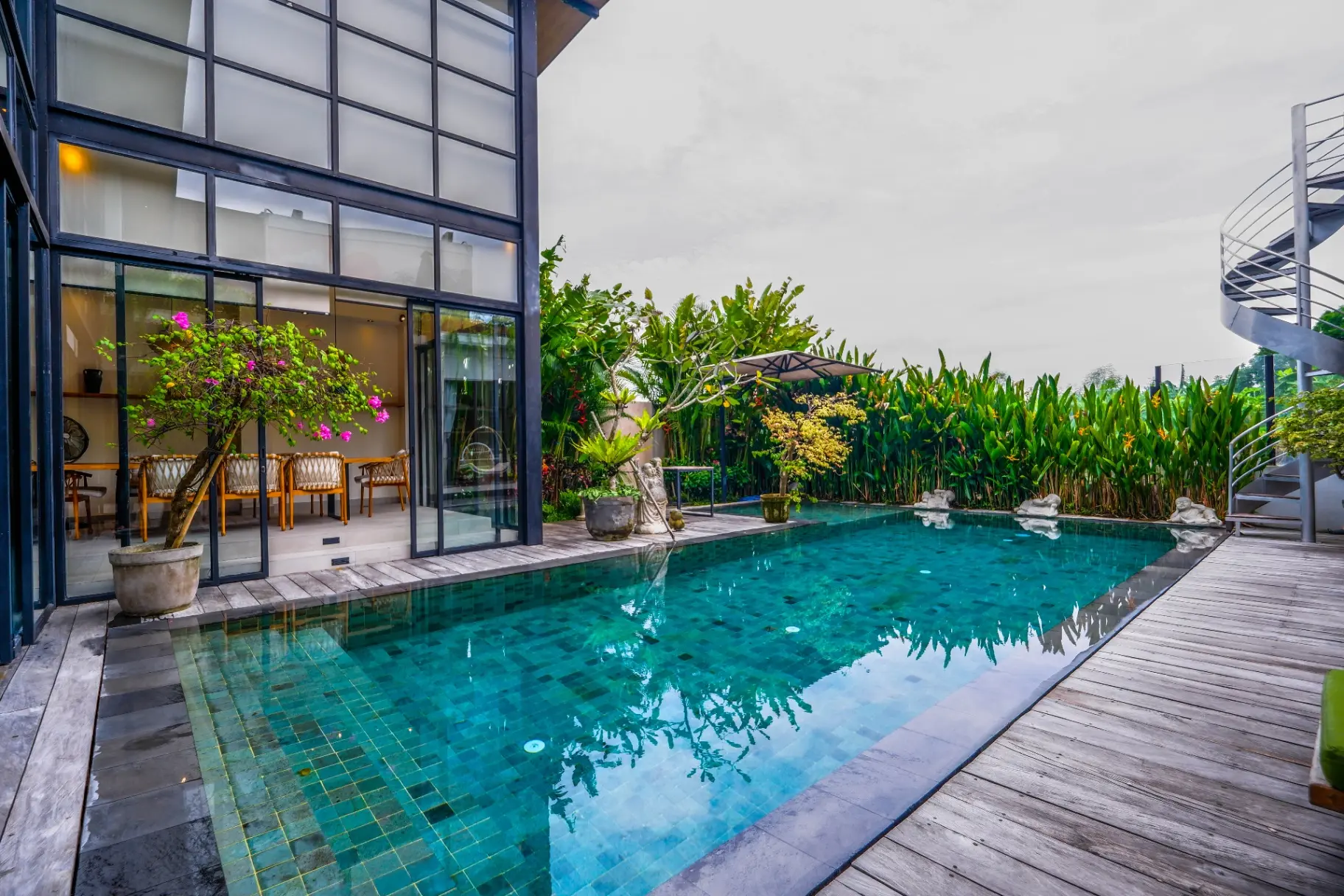 Modern 3BR Villa in Prime Pererenan — image 1