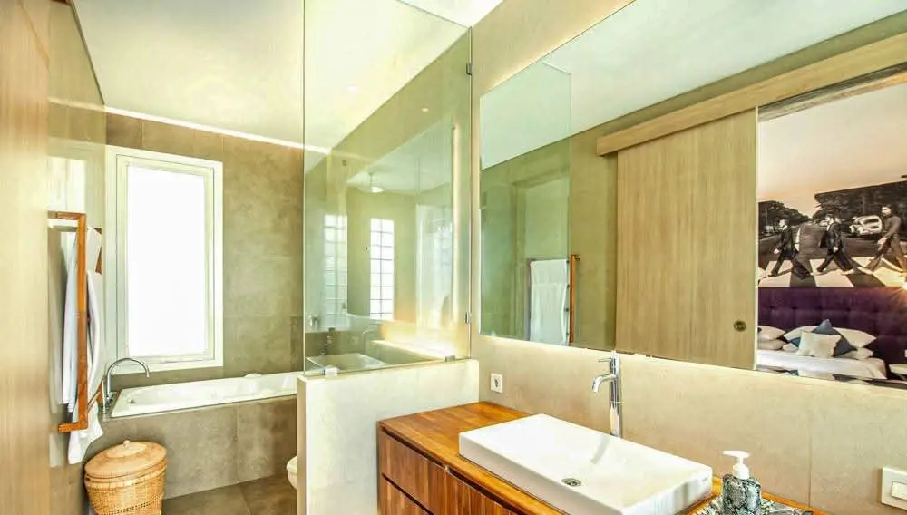 Kerobokan 4-bedroom — image 2