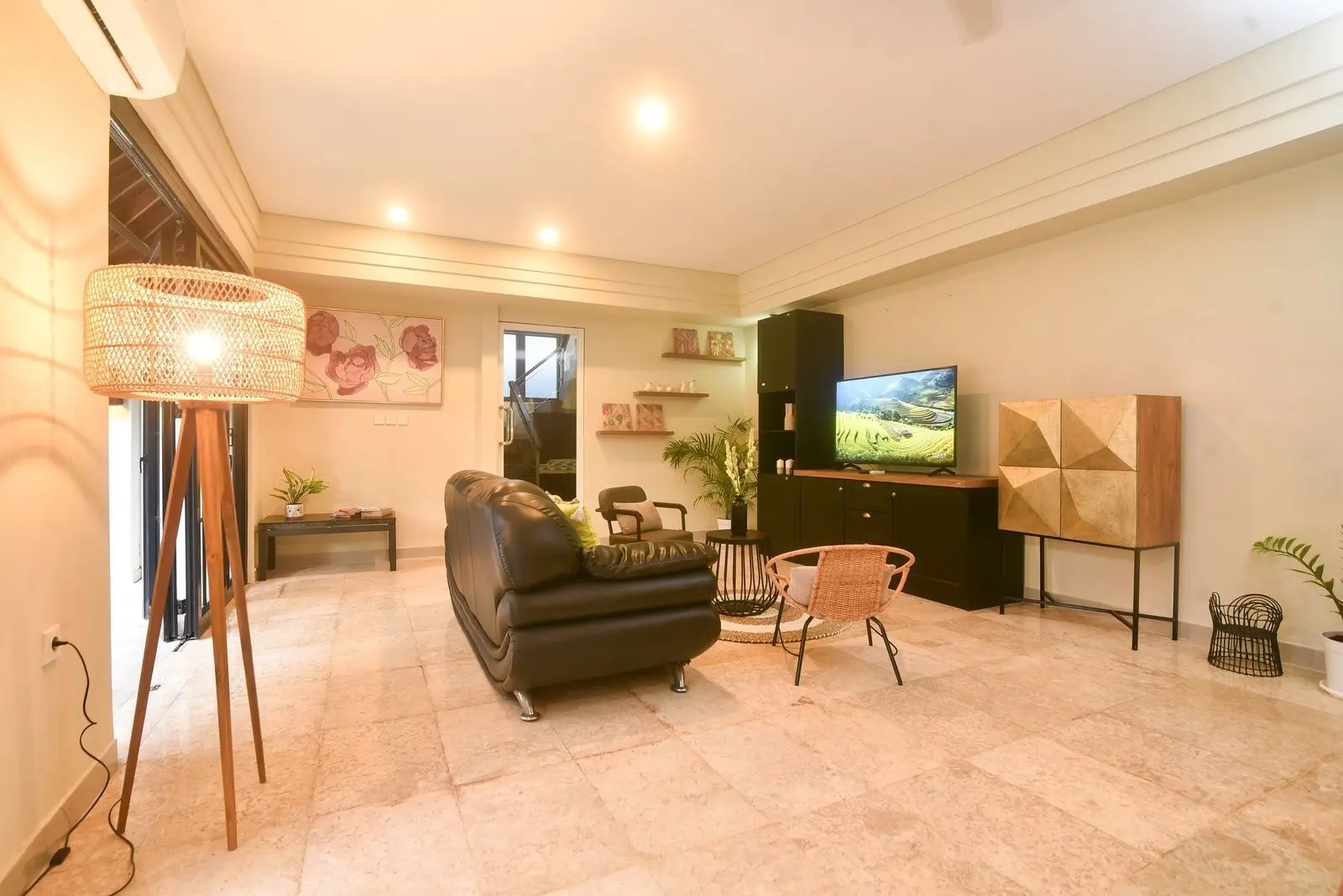 3BR VILLA FOR RENT AT UMALAS - BALI | AR 90 — image 2