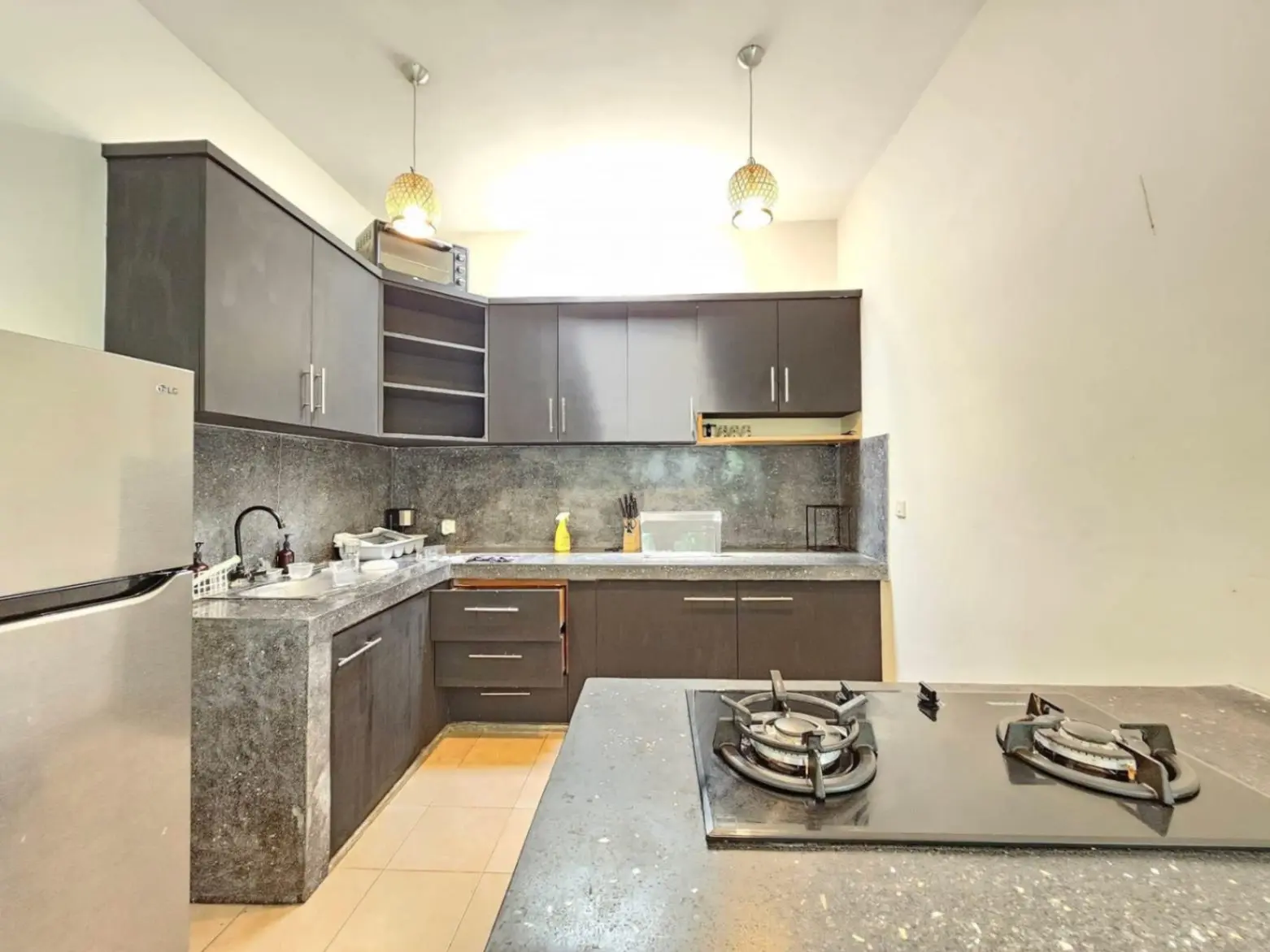 Kerobokan 2-bedroom — image 4
