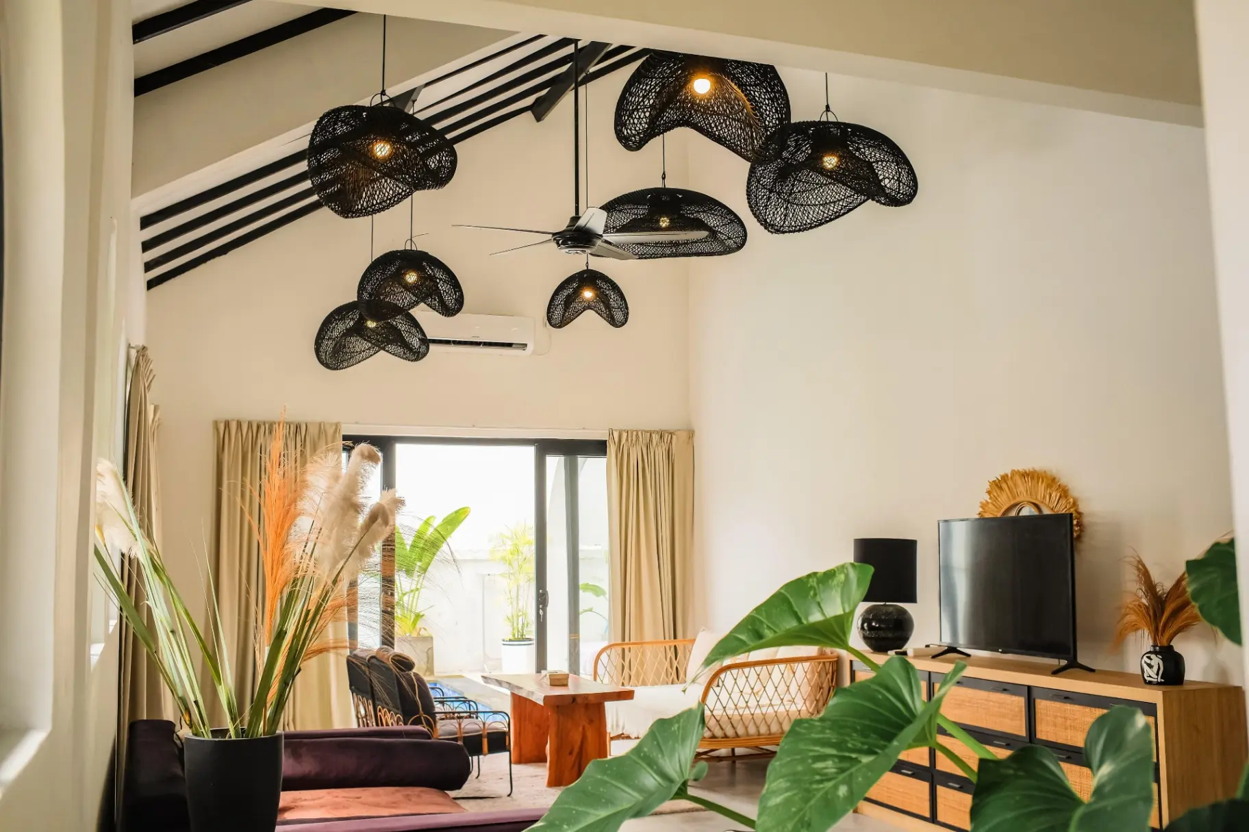 Villa Kerobokan for Sale — image 1