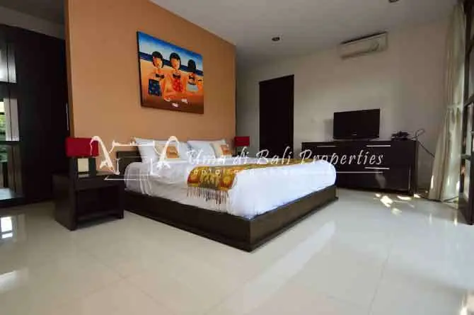 2BR Villa for Rent at Berawa | LV 249 — image 1
