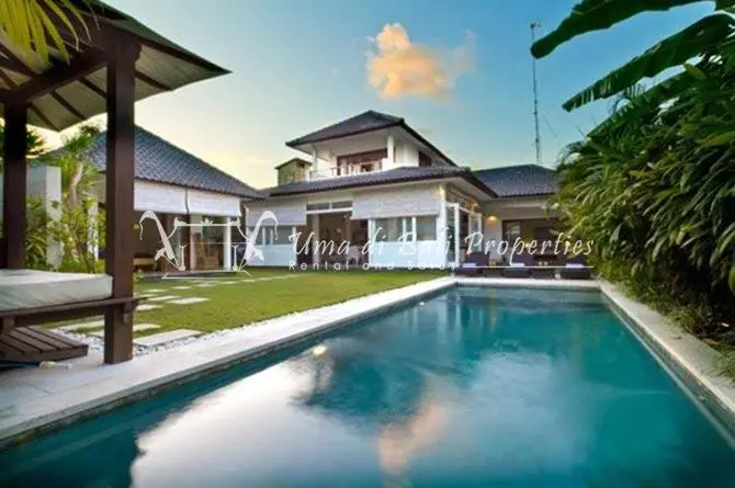 4BR VILLA FOR RENT AT SEMINYAK | TBV 432