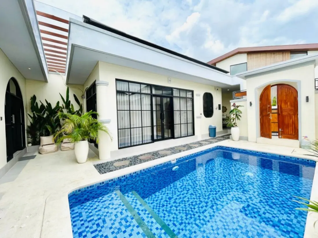 2 BEDROOM VILLA FULLY FURNISHED IN CANGGU — image 1