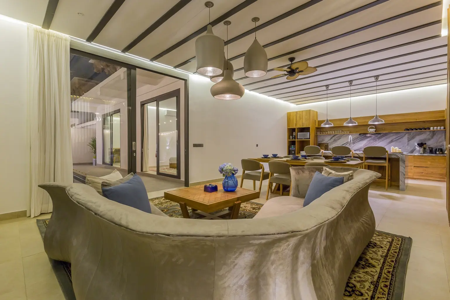 Luxury 3BR Villa in Prime Umalas Location — image 1