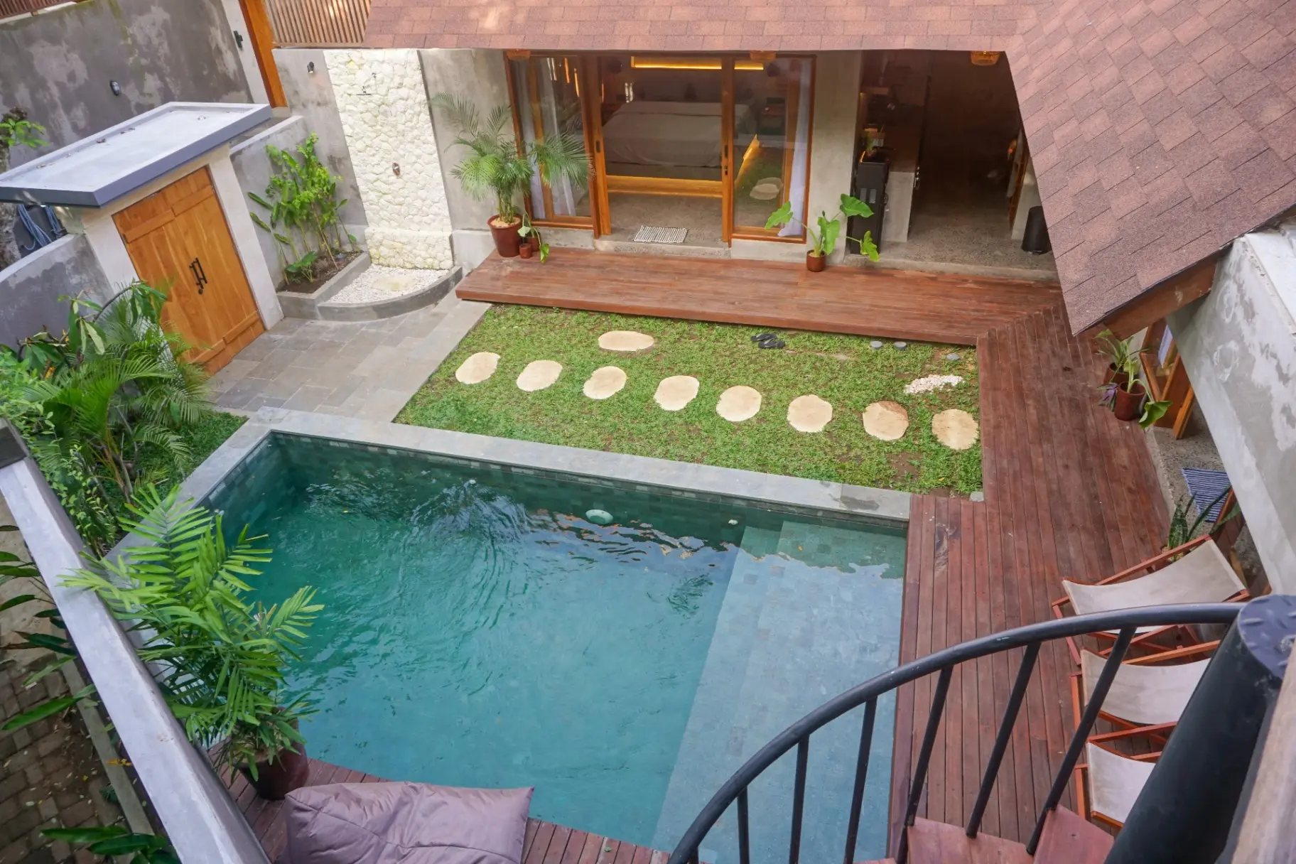 3BR Villa w/ Rooftop & Office – Uluwatu