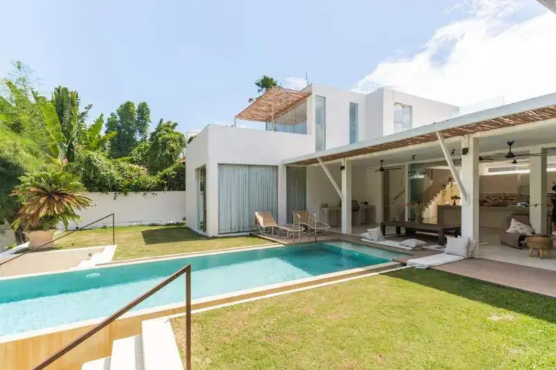 4BR Villa w/ Rooftop Office & Garden