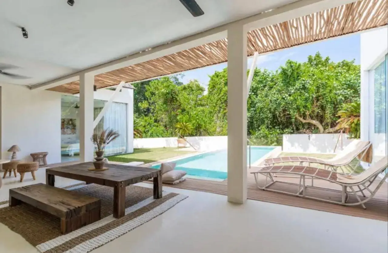 4BR Villa w/ Rooftop Office & Garden — image 4