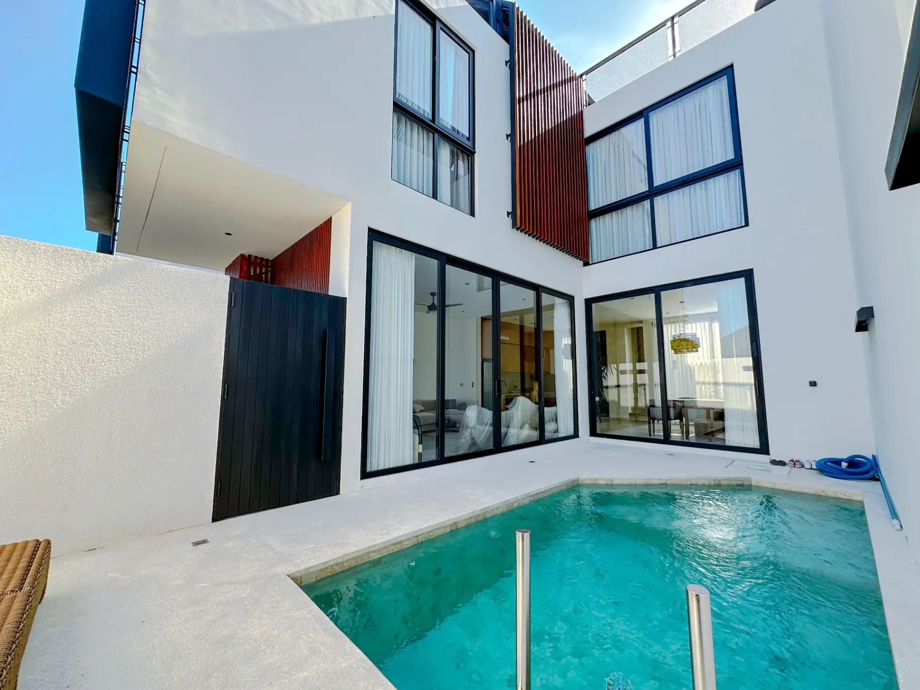 Brand New 2 Bedroom Stylish Contemporary Villa in Semer – Umalas