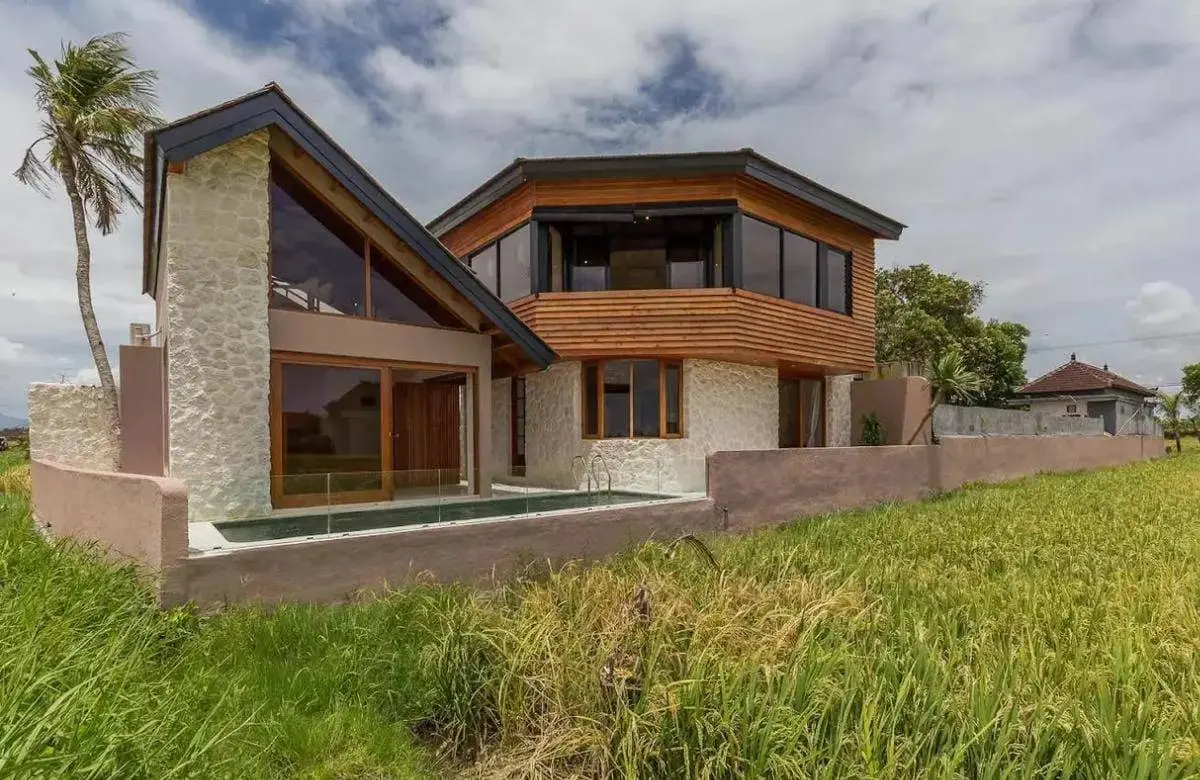 Stunning Villa at Kedungu for Annual Lease — image 1