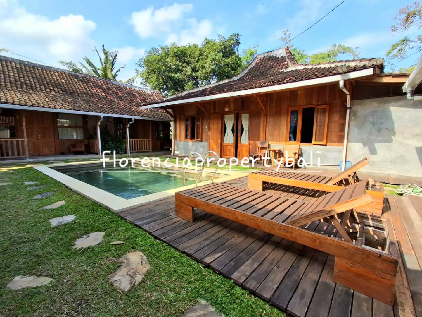 (FW001KE-C) Kerobokan Property – Traditional Wooden House Surrounded by Nature — image 2