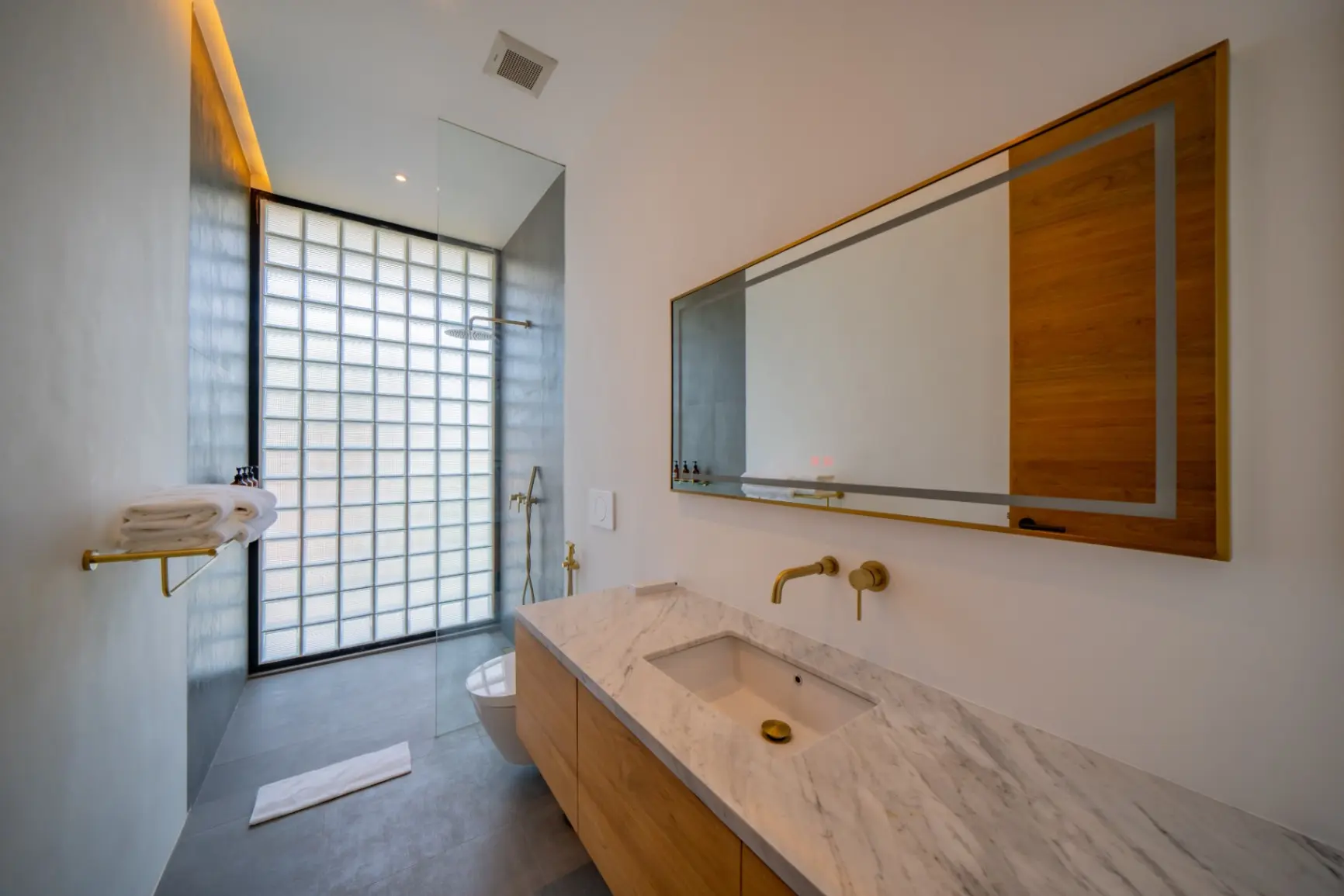 SESEH 3-bedroom — image 3