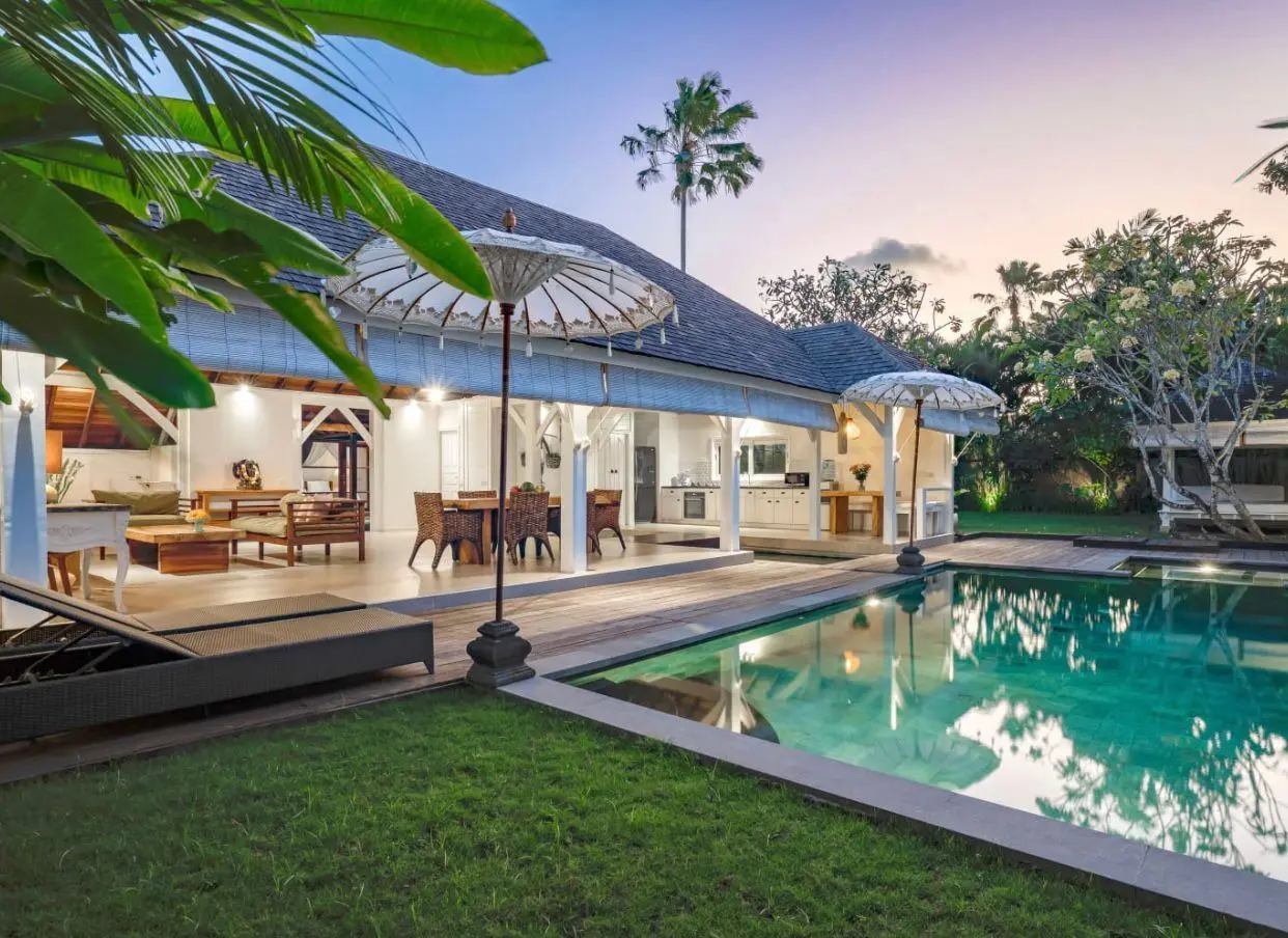 Leasehold Villa in Berawa Bali - Rare 3BR with Spacious Garden Oasis (NA100) — image 1